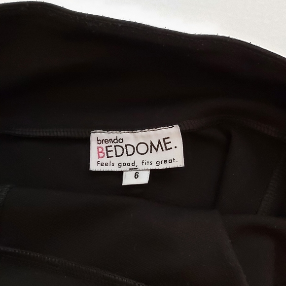 Brenda  Beddom skirt Size 6 - Picture 3 of 3